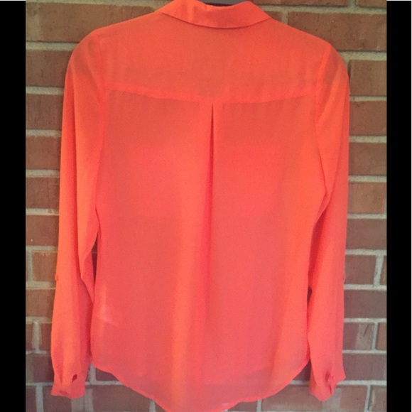 SOLD Like New Maurice’s Blouse - Picture 3 of 5